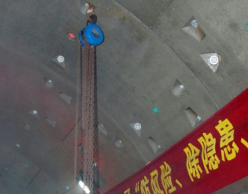 鄭州軌道交通8號線區間順利貫通，小小倒鏈發揮作用